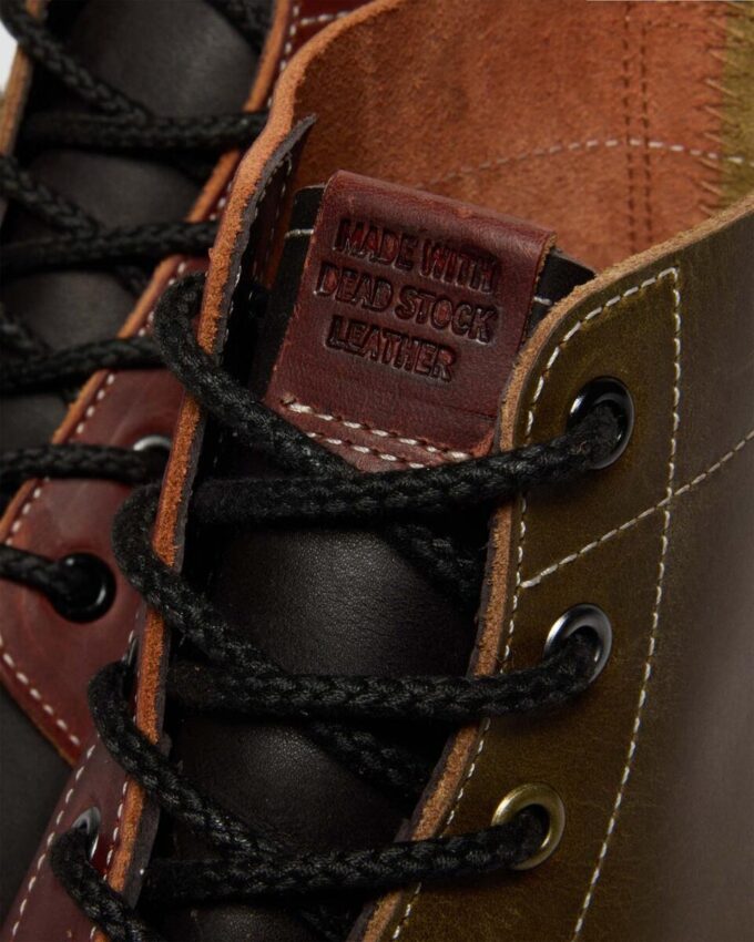 101 Botas con cordones de piel fabricadas en Inglaterra, stock agotado. 101 Botas con cordones de piel fabricadas en Inglaterra, stock agotado.