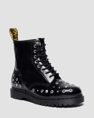 1460 Botas de piel con tachuelas
