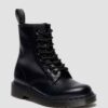 1460 CROCO Botas de piel con relieve de cocodrilo 1460 CROCO Botas de piel con relieve de cocodrilo