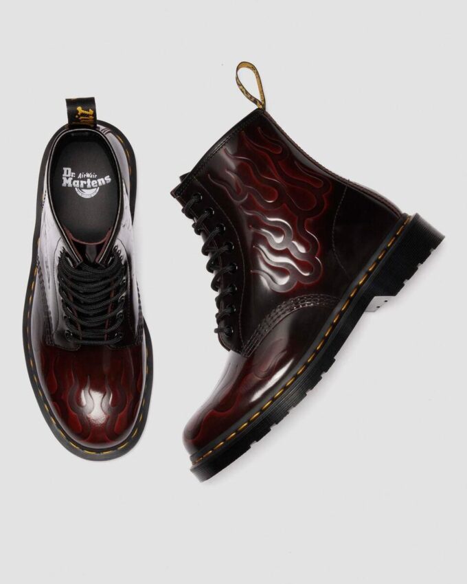 1460 Inferno Arcadia Botas de cuero desgastado