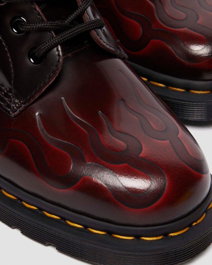 1460 Inferno Arcadia Botas de cuero desgastado