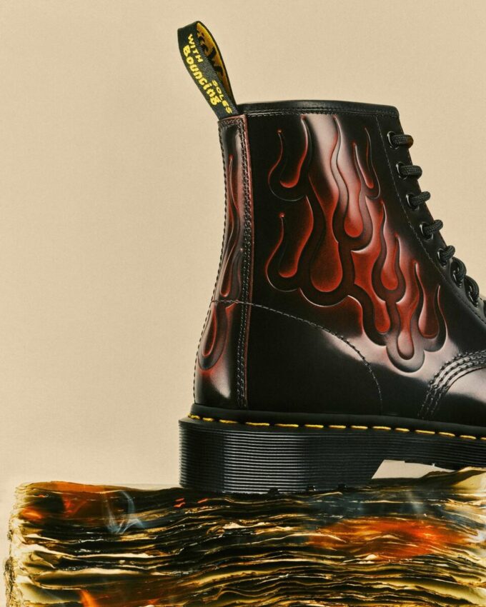 1460 Inferno Arcadia Botas de cuero desgastado