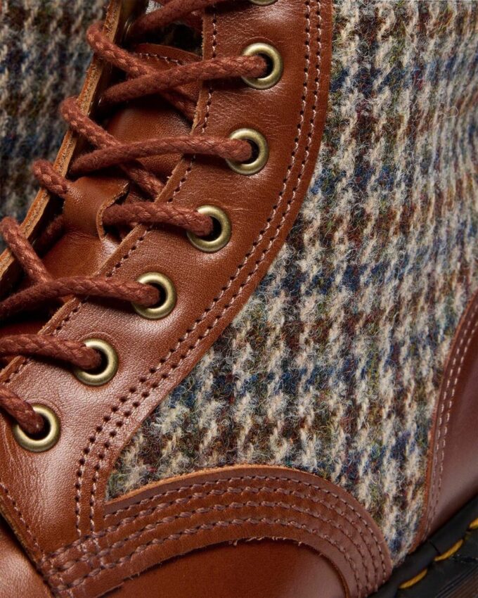 1460 Pascal Fabricadas en Inglaterra Botas de tweed Harris y piel