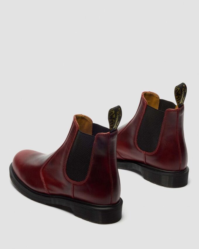 2976 Fabricadas en Inglaterra Chelsea Boot clásica de piel de becerro