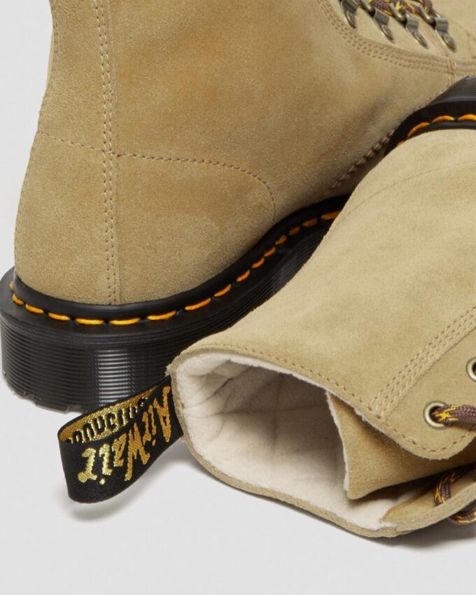 Barton Fabricadas en Inglaterra Botas de gamuza Barton Fabricadas en Inglaterra Botas de gamuza