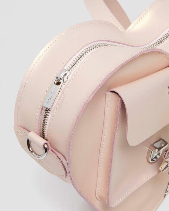 Bolso con forma de corazón Mochila de piel metalizada Bolso con forma de corazón Mochila de piel metalizada
