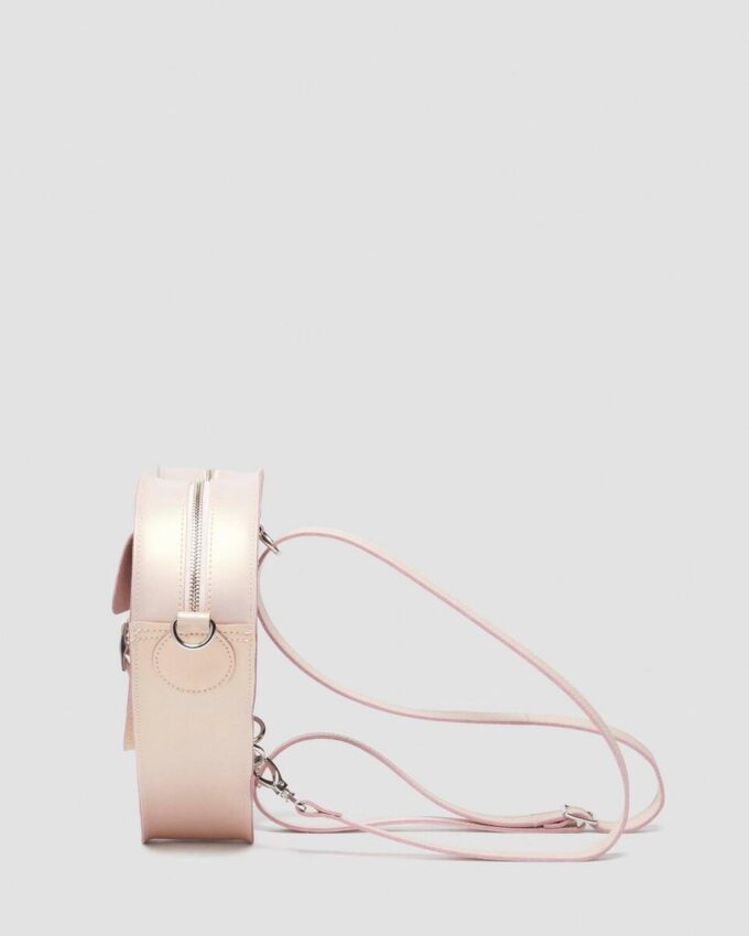 Bolso con forma de corazón Mochila de piel metalizada Bolso con forma de corazón Mochila de piel metalizada