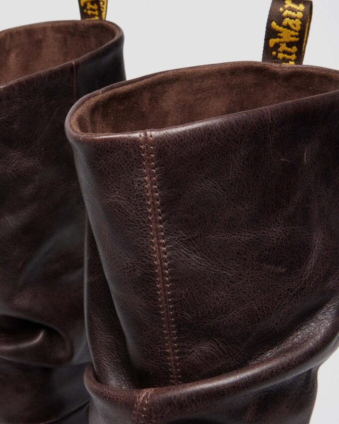 Botas altas de tacón de cuero Kasey Kinsley Botas altas de tacón de cuero Kasey Kinsley