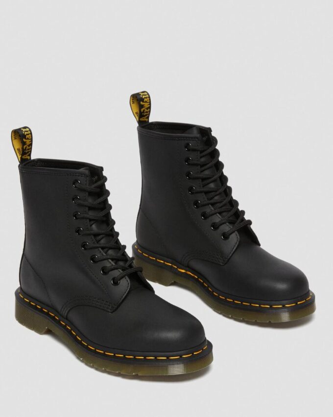 Botas con cordones 1460 de piel engrasada Botas con cordones 1460 de piel engrasada