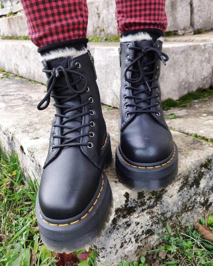 Botas de plataforma de piel con forro de piel sintética Jadon Botas de plataforma de piel con forro de piel sintética Jadon