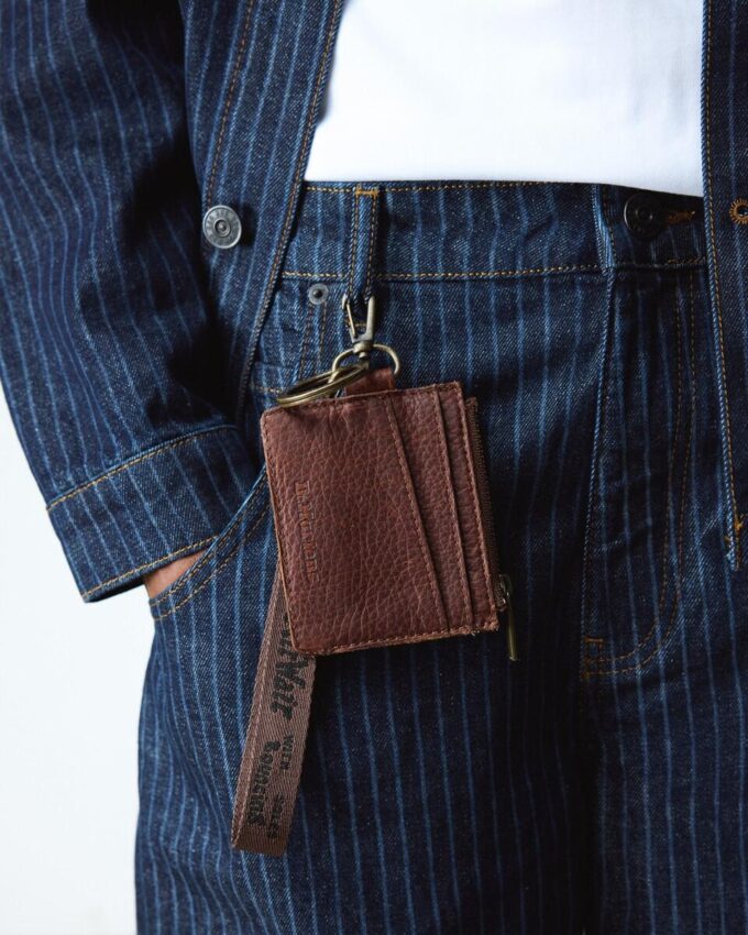CARD HOLDER Tarjetero de Ambassador Leather con llavero