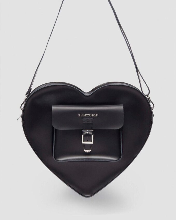 Mochila grande con forma de corazón Mochila grande con forma de corazón