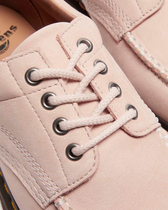 Zapatos Lowell de piel suave con puntera mocasín Zapatos Lowell de piel suave con puntera mocasín